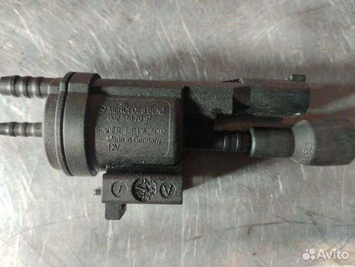 Клапан электромагнитный Mercedes C-Class W204