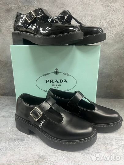 Лоферы Prada женские