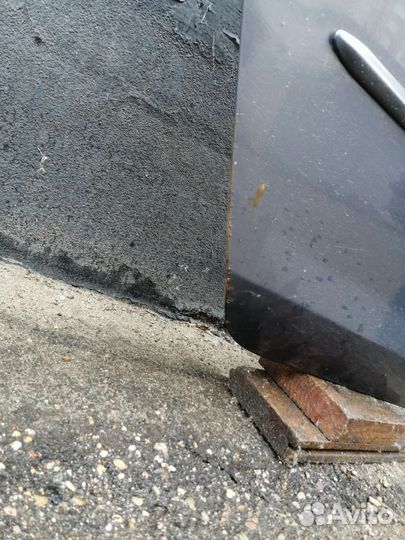 Дверь и стекло зад правой двери Mazda 3 BK хэтч