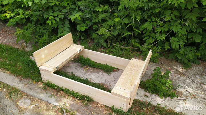 Детская песочница с крышкой