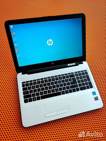 HP laptop 4ядра/две видеокарты/SSD/15.6