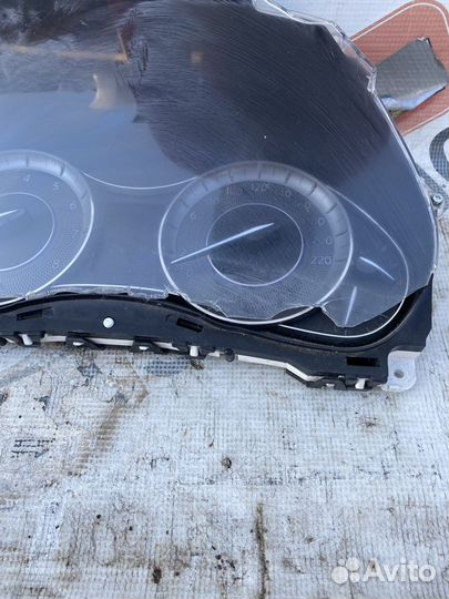 Infiniti qx56 Z62 Щиток приборов