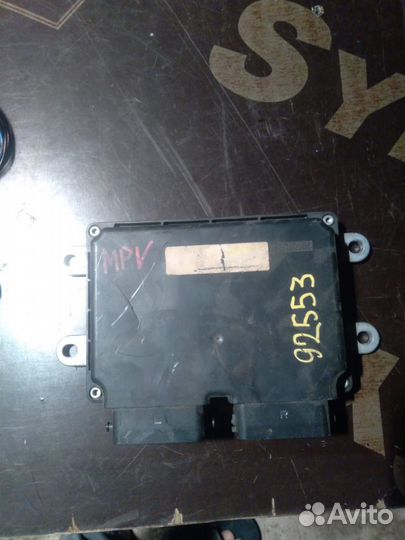 Блок управления двигателем Mazda MPV PBT-G30