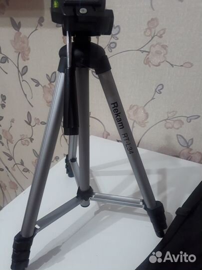 Штатив для фотоаппарата