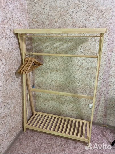 Вешалка напольная