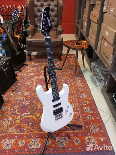 Рок-гитара электро Rocket белая