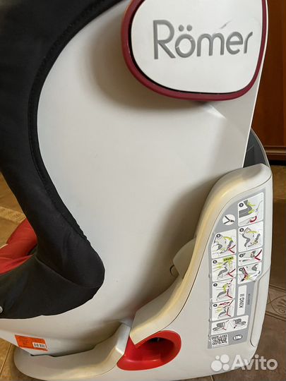 Автомобильное кресло