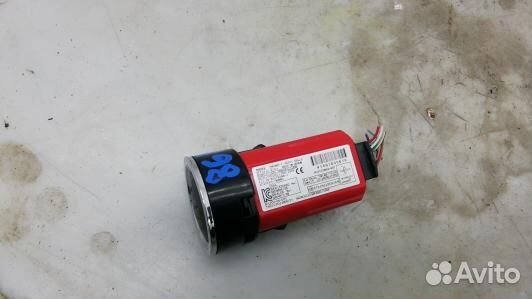 Кнопка запуска двигателя toyota avensis T27 (86P23