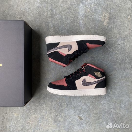 Кроссовки Nike Air Jordan 1 Mid Canyon Rust