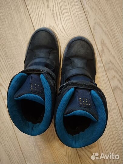 Ботинки демисезонные Ecco 39 для мальчика