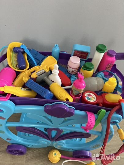 Больница с тележкой (доктор Плюшева)