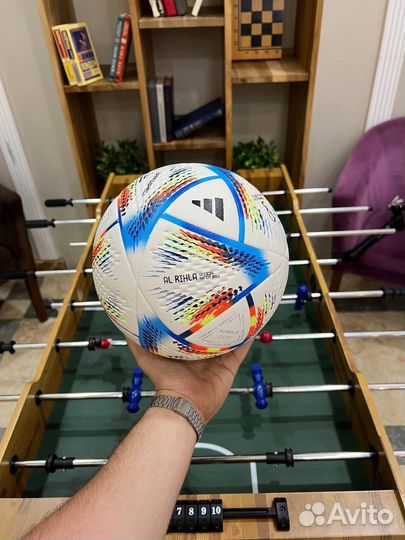 Футбольный мяч adidas