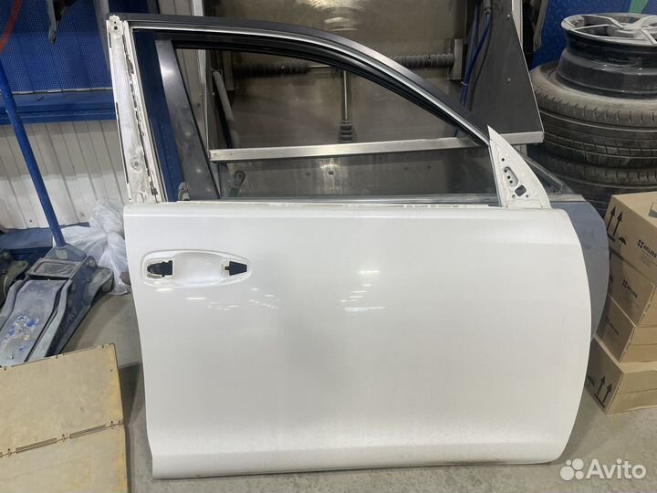 Дверь передняя правая Toyota Prado 150