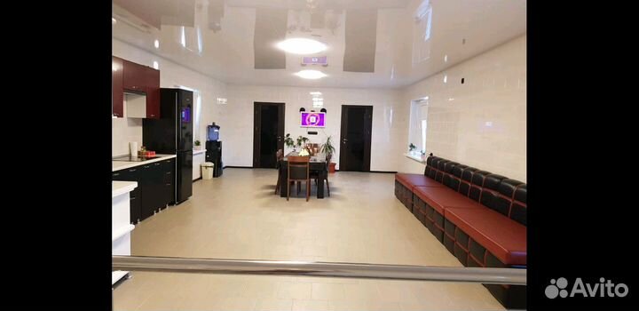 Коттедж 300м² на участке 7сот