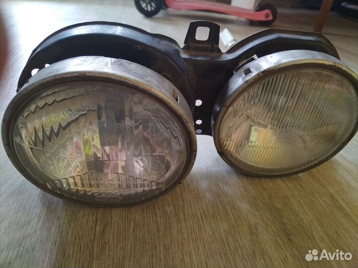 Фары BMW передние правая и левая