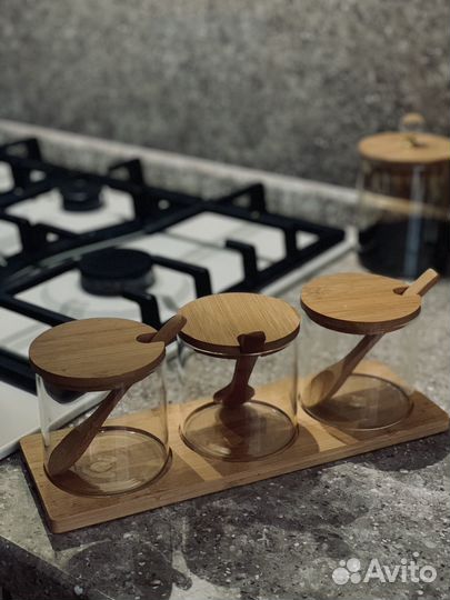 Солонка и перечница