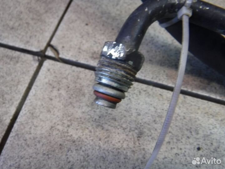 Трубка гур Saab 9000