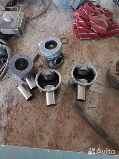 Двигателя DAF в разборе