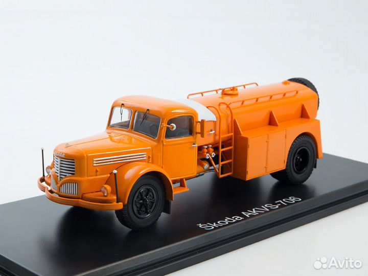 1:43 Масштабная модель Skoda akvs-706