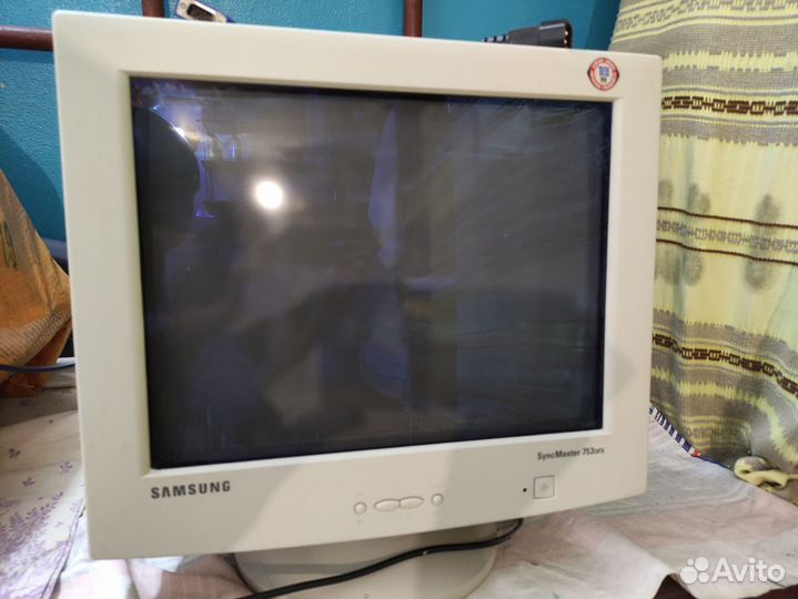 Продам монитор Samsung SyncMaster 753 DFX