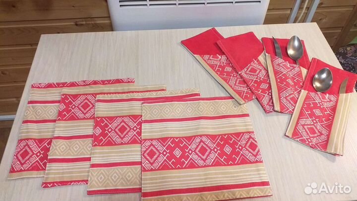 Салфетки и куверты для сервировки