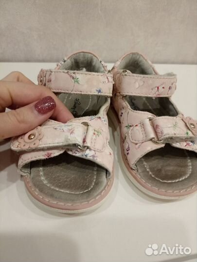 Сандалии для девочки 23 размер бу