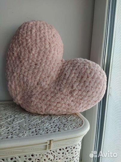 Декоративные подушки плюшевые