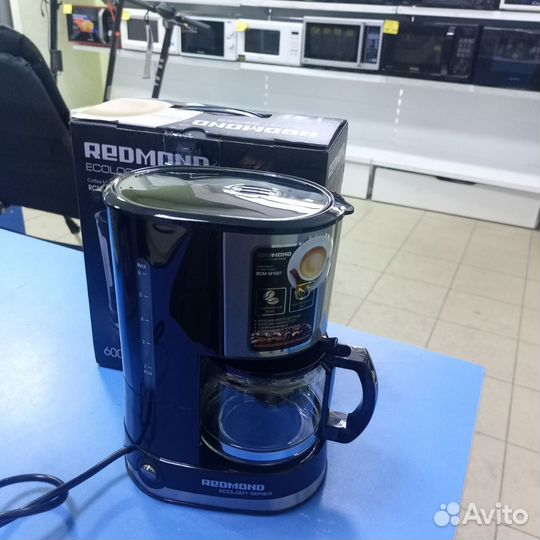 Кофеварка капельного типа Redmond RCM-M1507