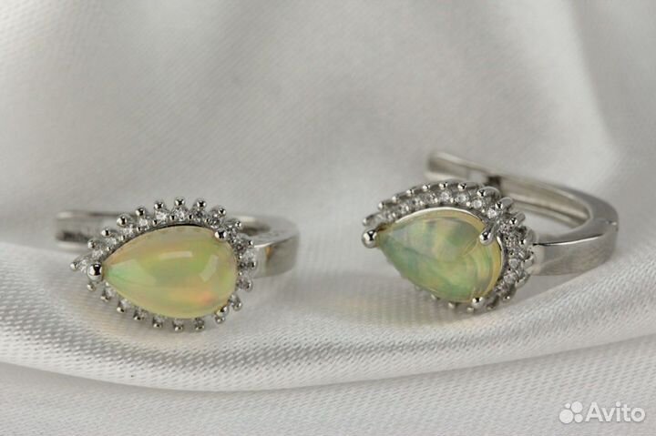 Серьги с природными опалами, серебро 925