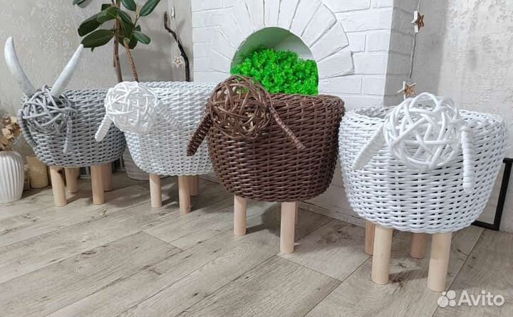 Кашпо для цветов из полиротанга