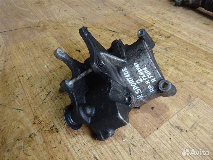 Кронштейн генератора Kia Sportage 2004-2010