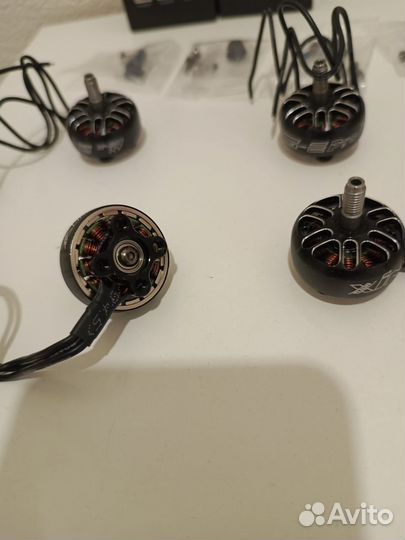 Мотор для квадрокоптера xing E PRO 2306 2450KV