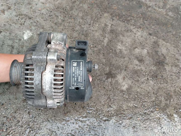 Продам генератор toyota avensis 3s fe