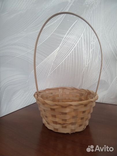 Корзина плетеная для цветов