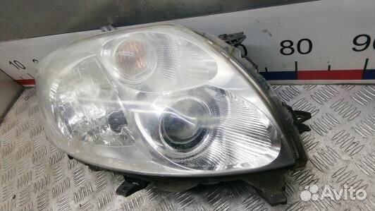 Фара правая toyota auris E150 (LDN19MU01)