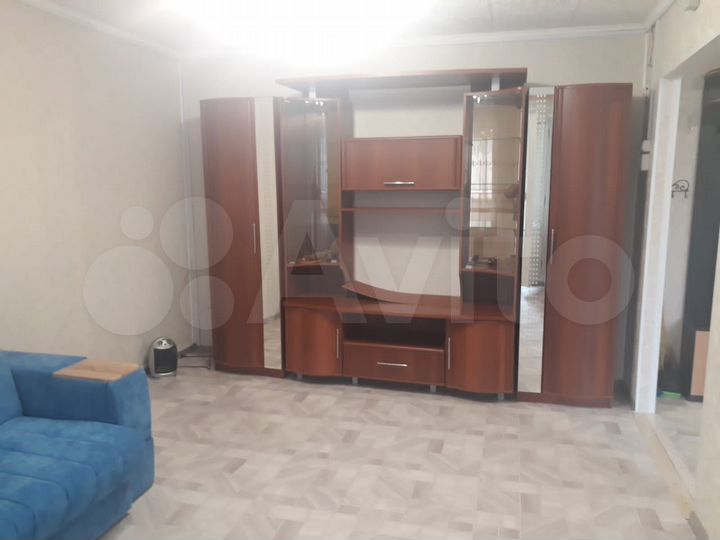 2-к. квартира, 54 м², 2/2 эт.