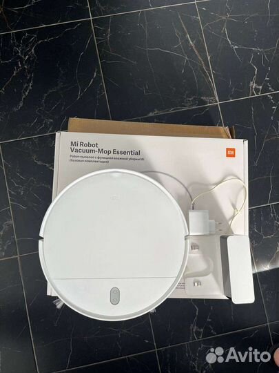 Робот пылесос xiaomi mi robot vacuum mop essential
