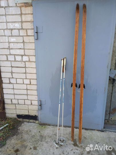 Беговые лыжи деревянные