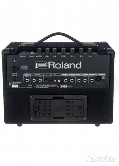 Roland KC-220 комбоусилитель, новый