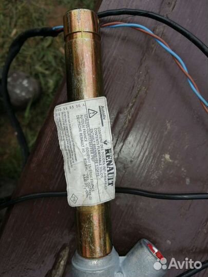 Преднатяжитель ремня безопасности и пиропатрон