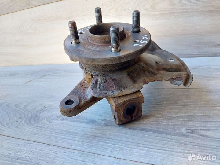 Поворотный кулак Kia Spectra Kia Shuma левый правы