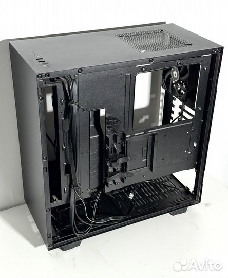 Корпус nzxt H500