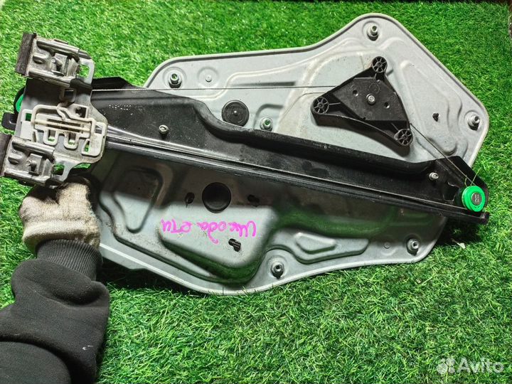 Стеклоподъемник электр. передний правый Skoda Yeti