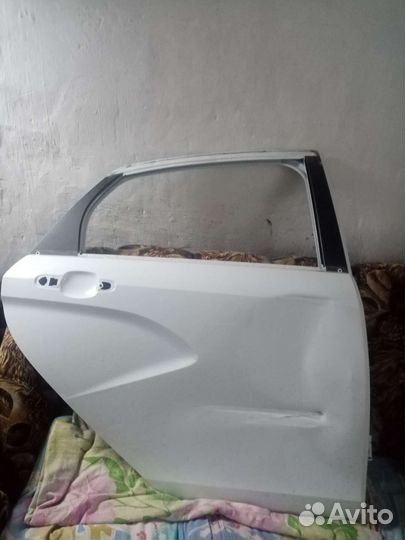 Продам дверь Лада Веста