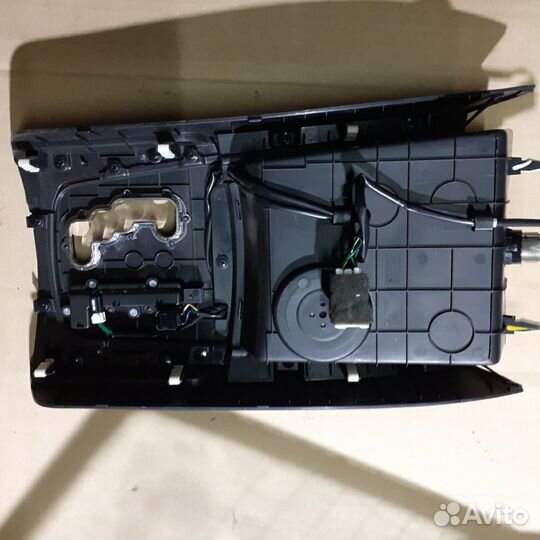 Накладка консоли селектора ssangyong actyon NEW 2