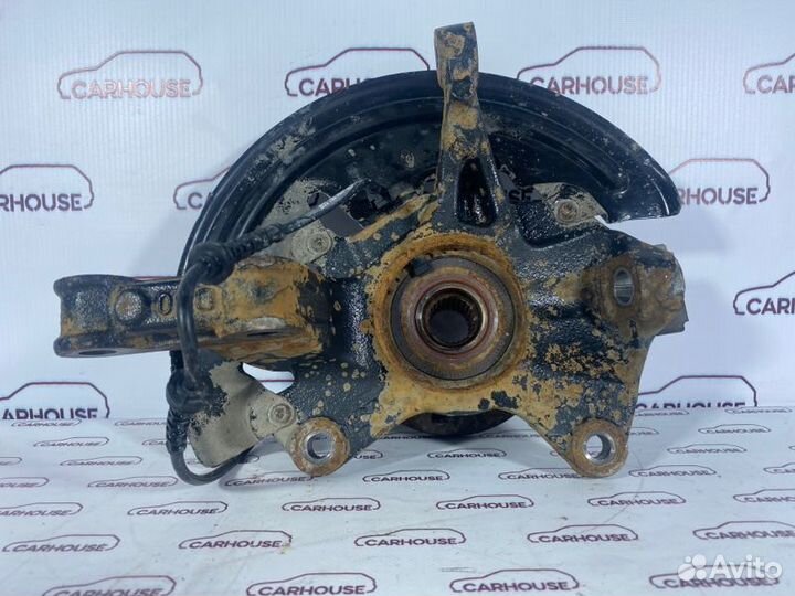 Кулак поворотный передний правый Renault Fluence