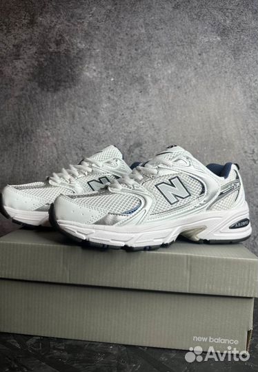 Кроссовки New Balance 530 Люкс