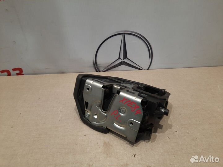 Замок двери передний левый Bmw X1 E84 N46B20BD