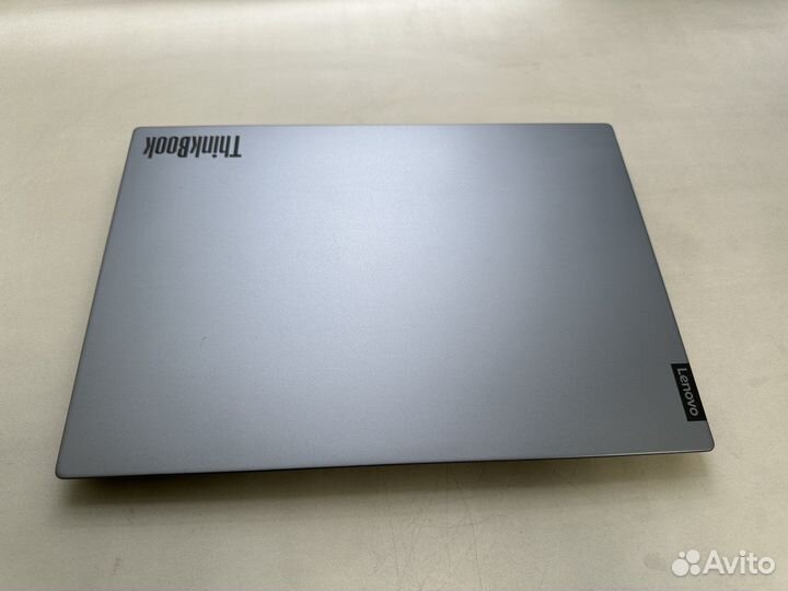 Ноутбук Lenovo