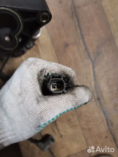 Впускной коллектор в сборе Ford Escape